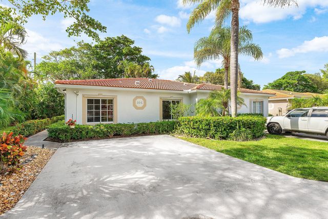 20 S Lakeshore Drive C, Hypoluxo, FL 33462