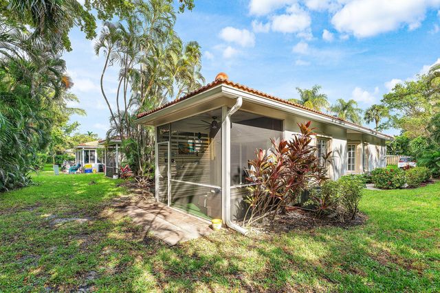 20 S Lakeshore Drive C, Hypoluxo, FL 33462