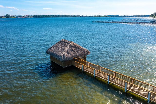 20 S Lakeshore Drive C, Hypoluxo, FL 33462