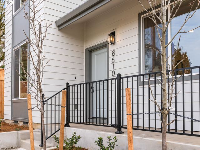 8610 Sw 21st Ave 6, Portland, OR 97219