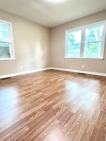 210 Roney Dr, Hopkinsville, KY 42240