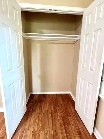 210 Roney Dr, Hopkinsville, KY 42240