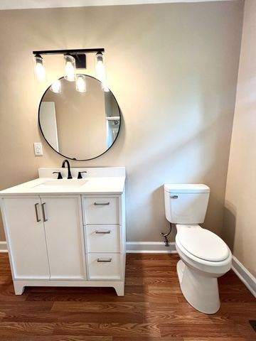 210 Roney Dr, Hopkinsville, KY 42240