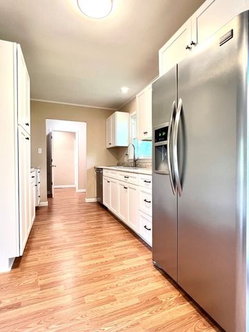 210 Roney Dr, Hopkinsville, KY 42240