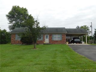 7651 S Old Palmyra Road, Pekin, IN 47165
