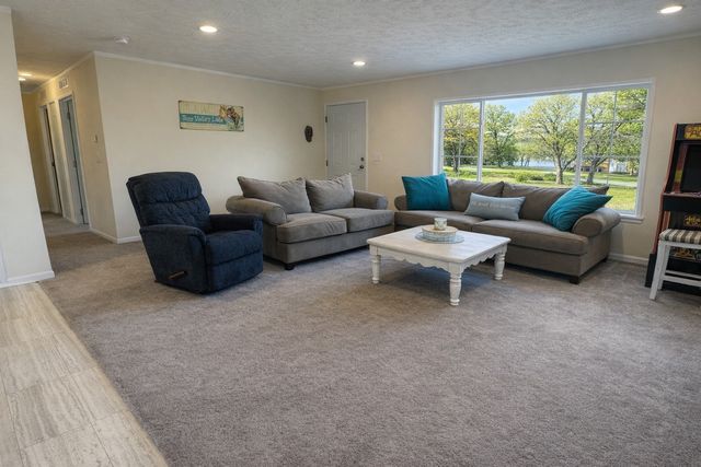 1232 Frontier Road, Ellston, IA 50074
