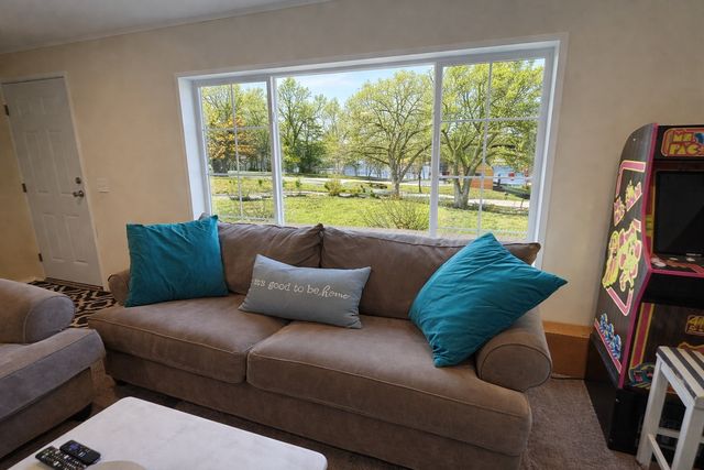 1232 Frontier Road, Ellston, IA 50074