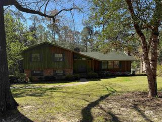 128 Alexander Drive, Brewton, AL 36426