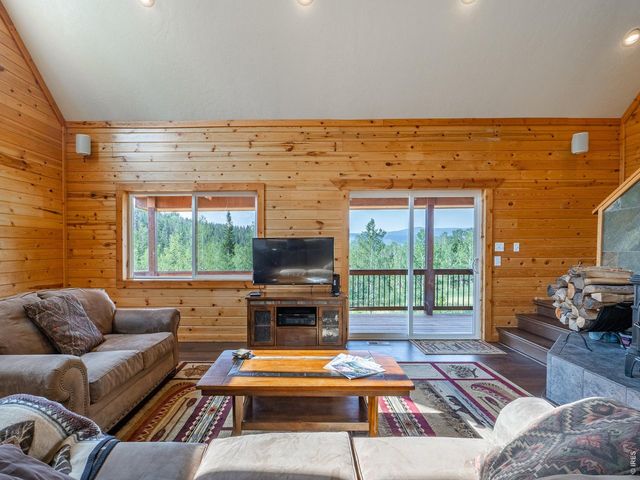 62 Algonkin Ct, Red Feather Lakes, CO 80545