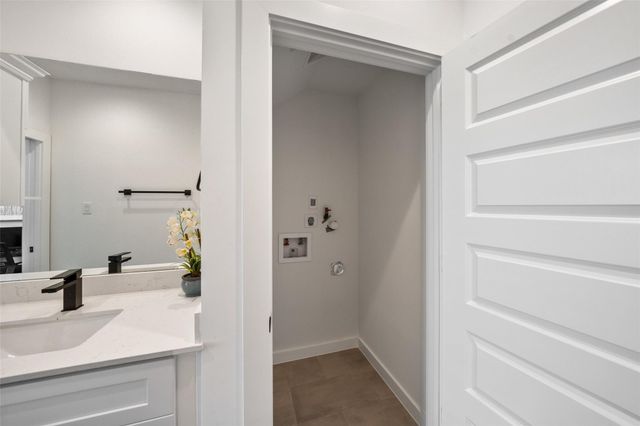 306 W Donovan Street, Houston, TX 77091