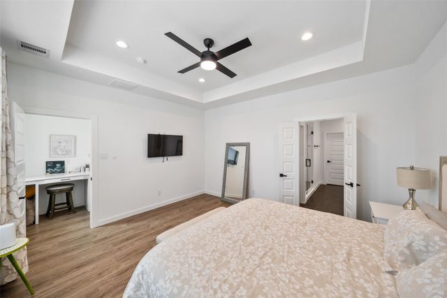 306 W Donovan Street, Houston, TX 77091