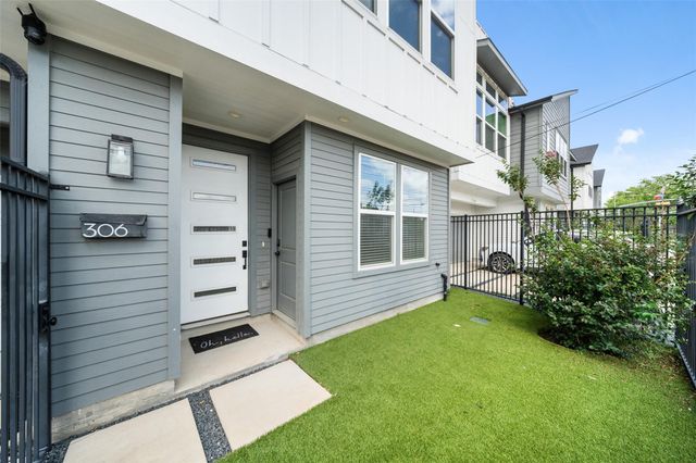 306 W Donovan Street, Houston, TX 77091