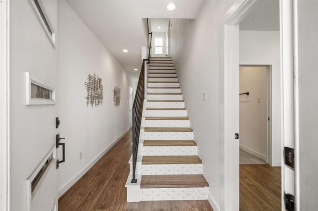 306 W Donovan Street, Houston, TX 77091