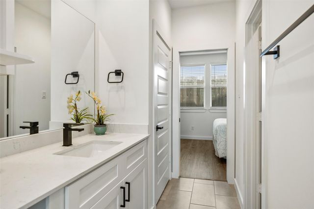 306 W Donovan Street, Houston, TX 77091