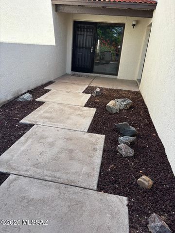 834 W Palma De Coco, Tucson, AZ 85704
