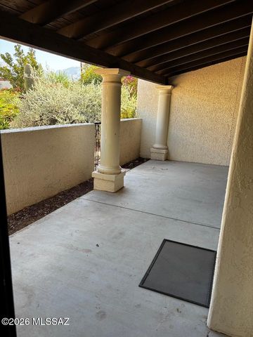 834 W Palma De Coco, Tucson, AZ 85704