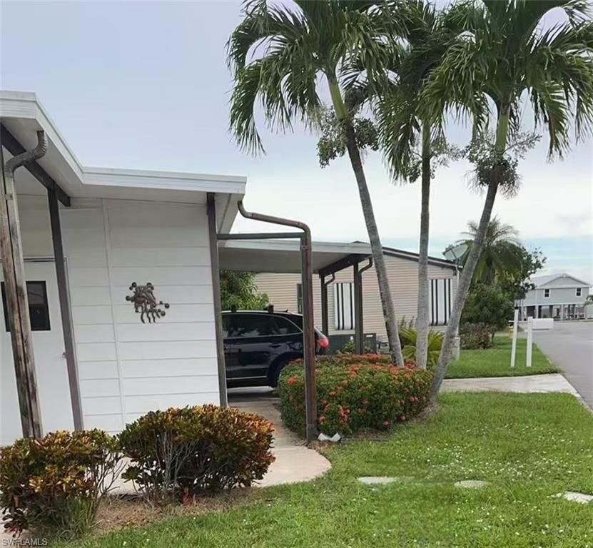 4920 Pinfish LN, ST. JAMES CITY, FL 33956 — photo 2