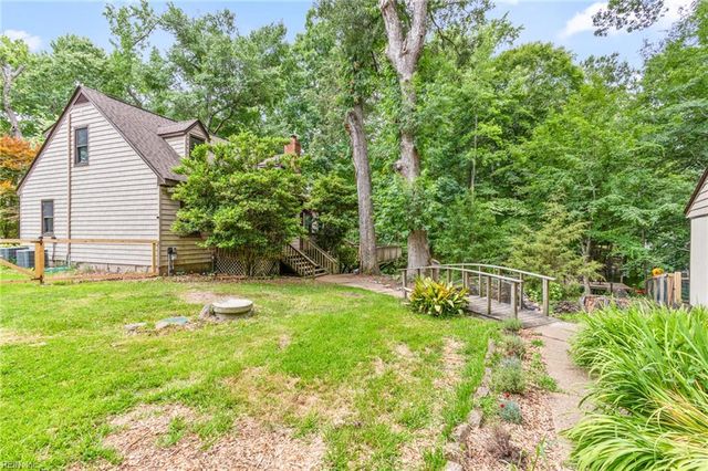 12482 Titus Cove LNDG, Carrollton, VA 23314