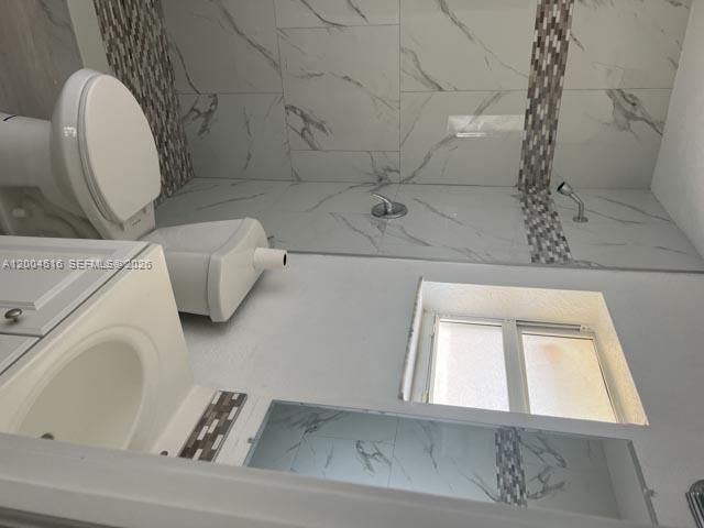 18330 SW 102nd Pl, Miami, FL 33157