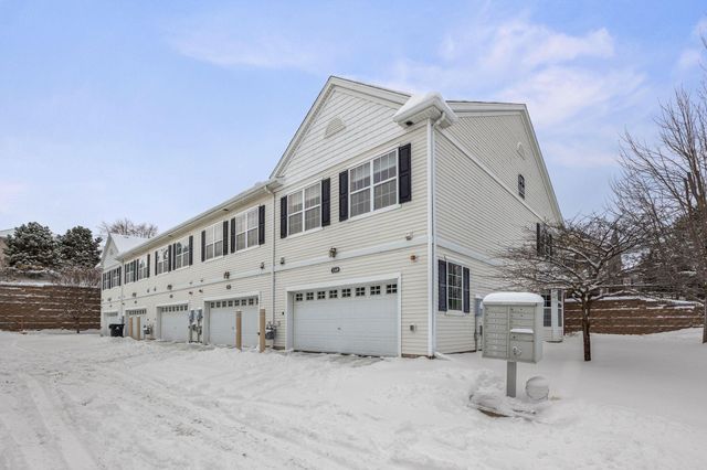 1249 Majestic Avenue 316, Maplewood, MN 55109