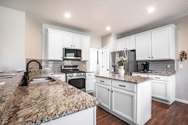 6225 Awl Court, Noblesville, IN 46062