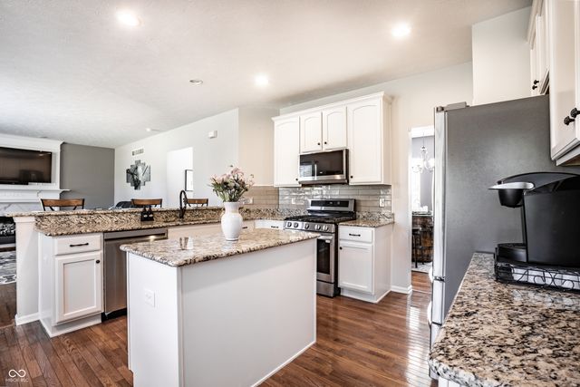 6225 Awl Court, Noblesville, IN 46062