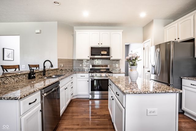 6225 Awl Court, Noblesville, IN 46062