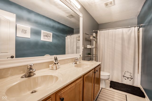 6225 Awl Court, Noblesville, IN 46062