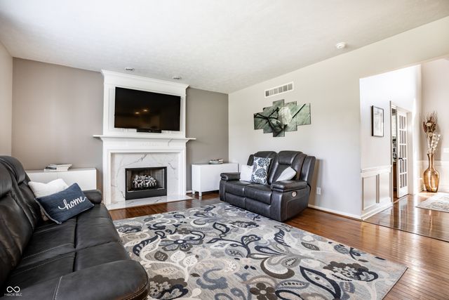 6225 Awl Court, Noblesville, IN 46062