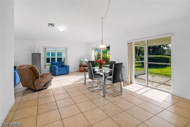 2 E Greens CIR, Lehigh Acres, FL 33936