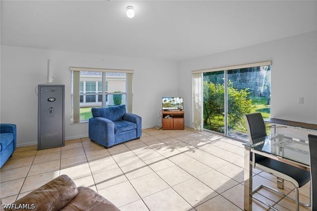 2 E Greens CIR, Lehigh Acres, FL 33936