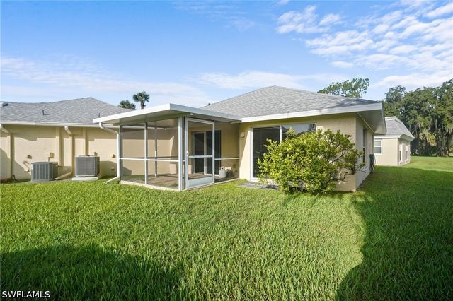 2 E Greens CIR, Lehigh Acres, FL 33936