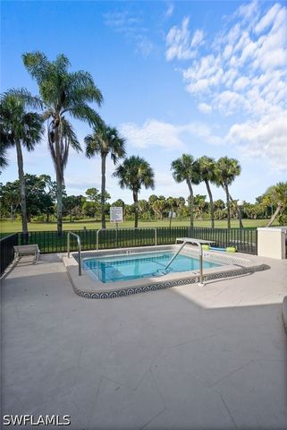 2 E Greens CIR, Lehigh Acres, FL 33936