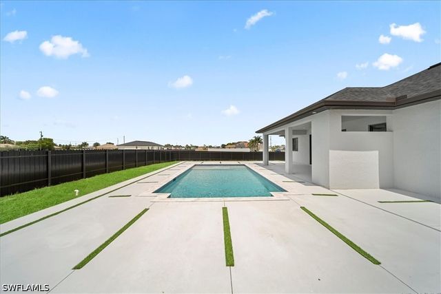 1925 NW 15th TER, Cape Coral, FL 33993