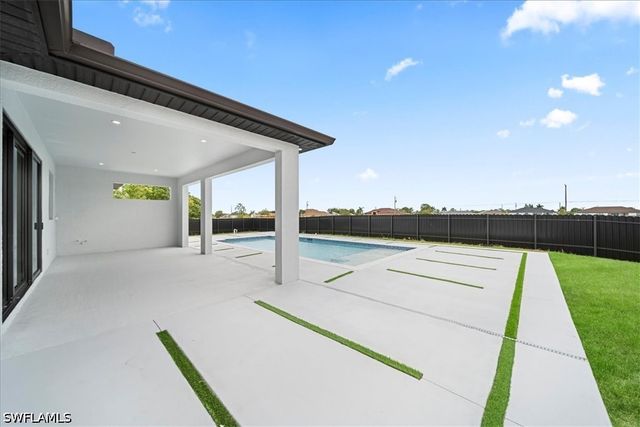 1925 NW 15th TER, Cape Coral, FL 33993