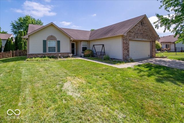 725 Lake Shore Road, Franklin, IN 46131