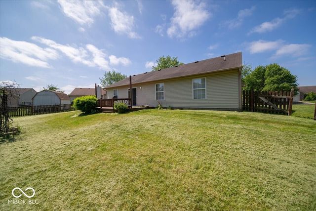 725 Lake Shore Road, Franklin, IN 46131