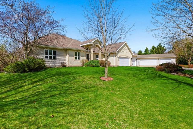 2145 Davis Hills Drive, Verona, WI 53593