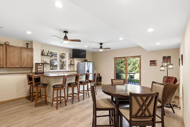 2145 Davis Hills Drive, Verona, WI 53593
