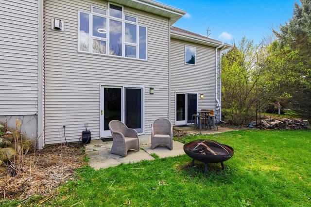 2145 Davis Hills Drive, Verona, WI 53593
