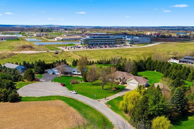2145 Davis Hills Drive, Verona, WI 53593