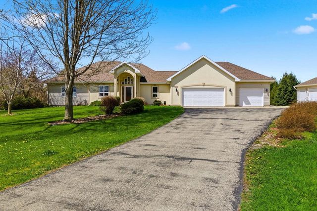 2145 Davis Hills Drive, Verona, WI 53593
