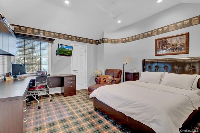 15 Pironi Court, Woodbury, NY 11797