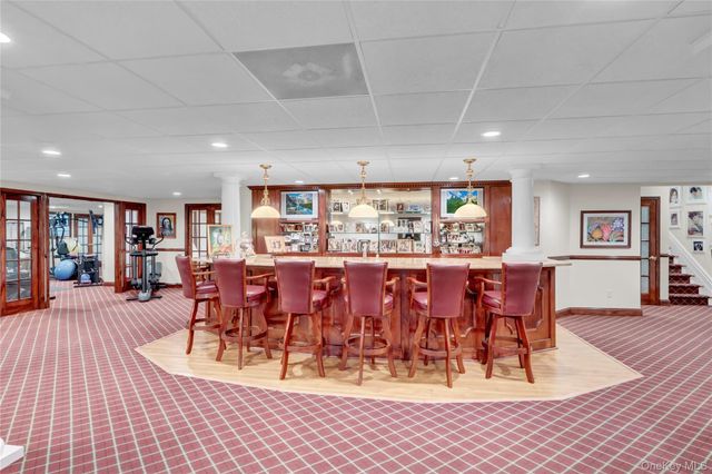 15 Pironi Court, Woodbury, NY 11797