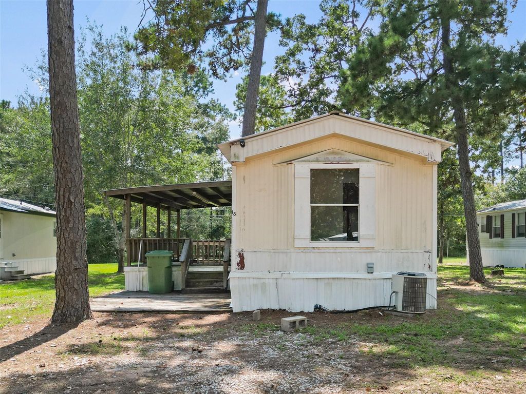 1202 Us Highway 190 18, Huntsville, TX 77340