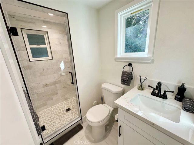 3812 Shannon, Los Angeles, CA 90027