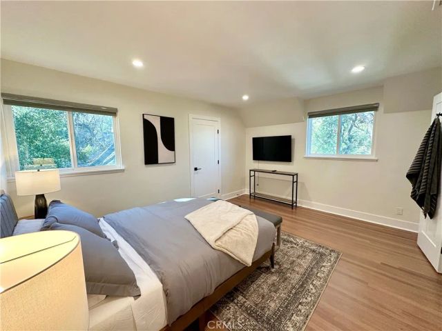 3812 Shannon, Los Angeles, CA 90027