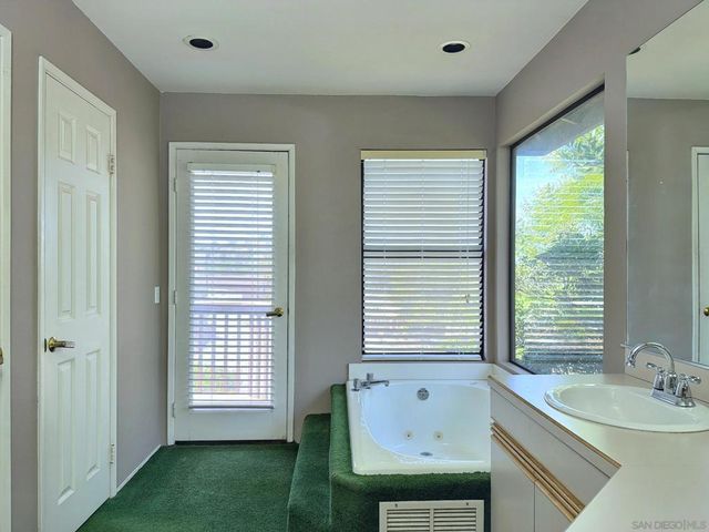 1090 ELLEN LANE, El Cajon, CA 92019