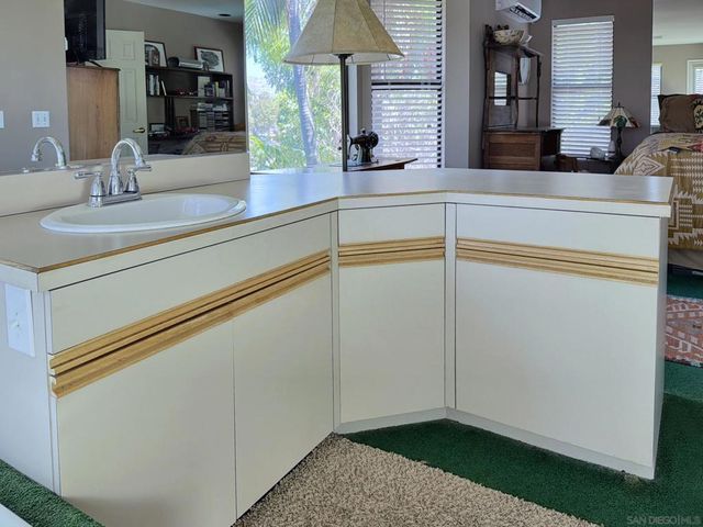 1090 ELLEN LANE, El Cajon, CA 92019