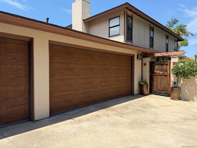 1090 ELLEN LANE, El Cajon, CA 92019